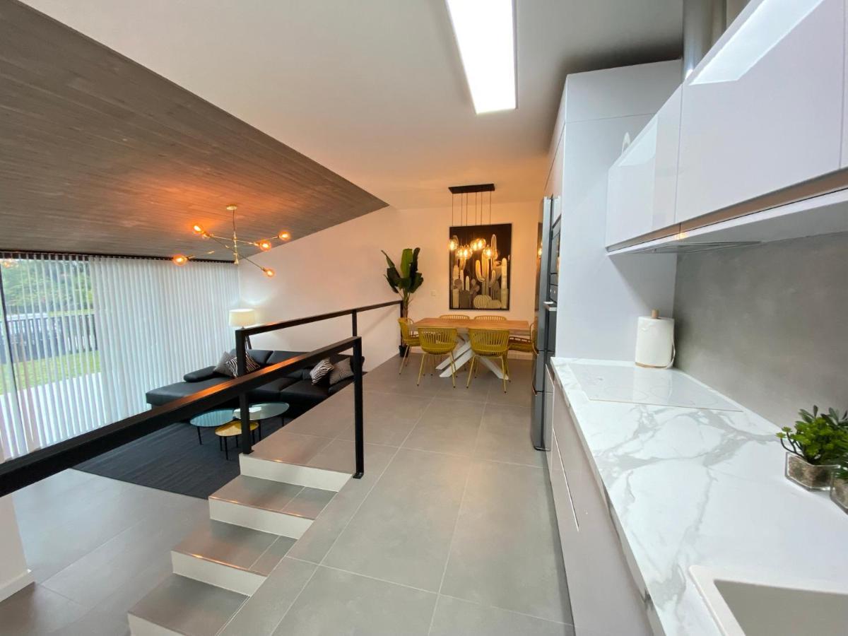 La Casa De Hierba - Casa De Campo De Diseno Con Jardin Y Wifi Cerca De Las Playas De يانس المظهر الخارجي الصورة